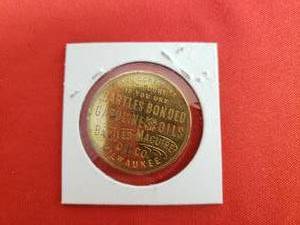 lot 99 image: Vintage Token