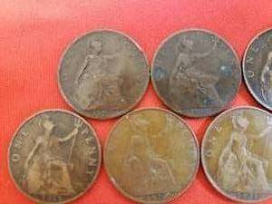 lot 141 image: Collection of Large GB Penny