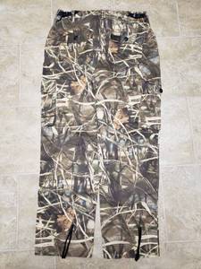Mens Camouflauged Hunting Pants