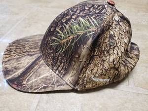 Oak Tree LED Camouflauged Hat