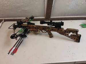 lot 6 image: PSE Fang Crossbow With Scope, Quiver & 3-Bolts