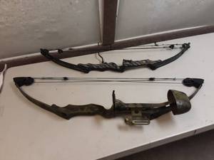 lot 18 image: 2-Vintage Compound Bows