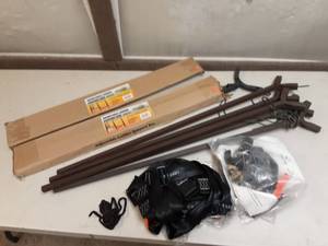 lot 50 image: Ladder Stand Support Bars, Straps & Harness