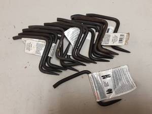 lot 51 image: 17-Screw-In Tree Steps