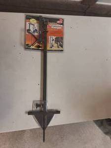 lot 57 image: New Crossbow Hanger