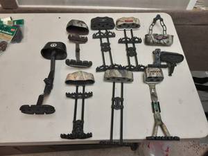 lot 66 image: 8 Arrow Quivers