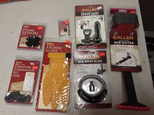 lot 77 image: New Allen Quiver, Arrow Rest, Wrist Sling, Glove & Silencer