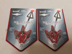 lot 118 image: New Allen Bear Tooth Broadheads 2-3 Pack
