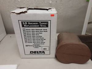lot 139 image: 3-D Archery Buck Target Replacement Vital