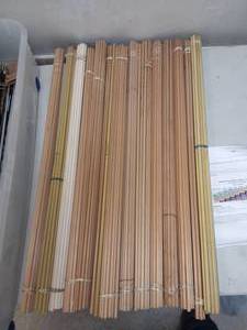 lot 158 image: Large Assortment Of Wood Shaft Arrow Blanks