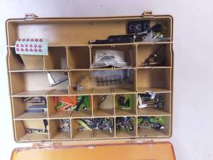 lot 161 image: Tool Box With Archery Related Parts