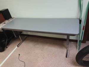 lot 176 image: 6 Table
