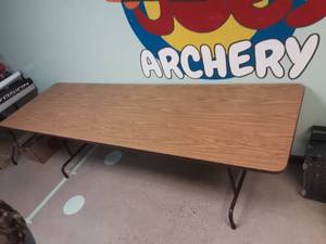 lot 180 image: 8 Table