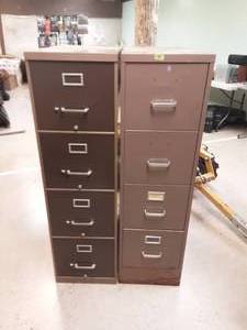 lot 182 image: 2-Filing Cabinets