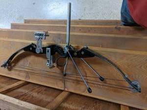lot 206 image: Hoyt Target Bow