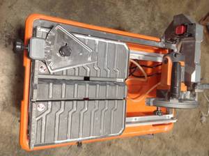 Ridgid 9 Amp Corded 7 in. Wet Tile Saw with Stand open box