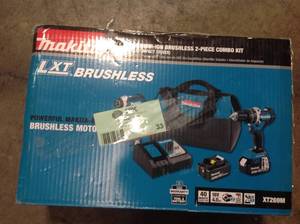 Makita 18-Volt LXT Lithium-Ion Brushless Cordless Hammer Drill and Impact Driver Combo Kit (2-Tool) and 2 batteries see pictures