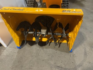 CUB CADET 2X 26 TRAC WALK BEHIND SNOW THROWER in working condition read description  see pictures