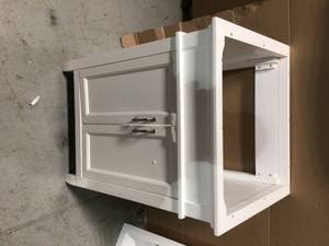 PALLET WITH ASORTED CABINETS SEE PICTURES