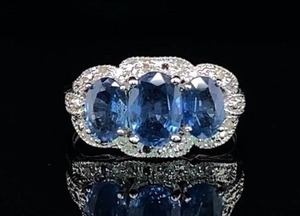 lot 12 image: Gorgeous Natural Cornflower Sapphire and Diamond Estate Ring in 14k White Gold $4,150 Retail