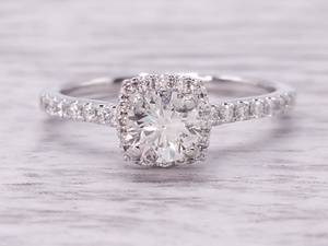 lot 2 image: Brand New .81 Carat Diamond Engagement Ring in 14k White Gold $4,850 Retail