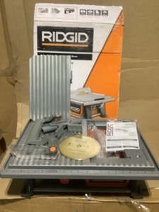 lot 11 image: 6.5 Amp Corded 7 in. Table Top Wet Tile Saw by RIDGID