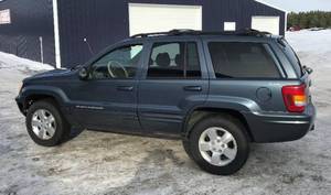 lot 3 image: 2001 Jeep Grand Cherokee LTD 4x4