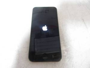 lot 13 image: iPod Touch 6th Gen A1574