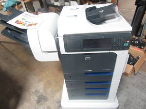 lot 4 image: Color LaserJet CM4540 MFP