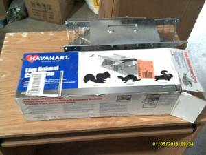 lot 6 image: havavart live animal trap ...