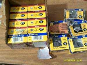 lot 21 image: 15 brasscraft 12 inch inlet and 3...