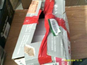 lot 72 image: case of 3x6 white tile some may be ...