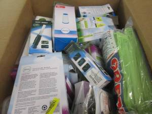 lot 159 image: box full of vacum filters ...