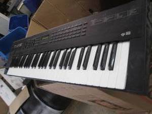 lot 215 image: roland JV-30 untested no powercord...