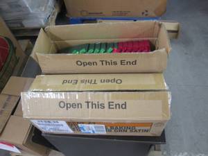 lot 225 image: holiday gift boxes ...