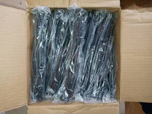 lot 3 image: EcoBorder 4 ft. Brown Rubber Landscape Edging (6-Pack) by Vigoro- open box not used
