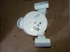 lot 11 image: 270° 3-Head White LED Motion Outdoor Security Light by Defiant- slightly used