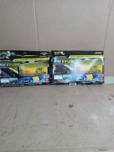 lot 14 image: Bell Howell TACVISOR for Day and Night, Anti-Glare Car Visor, UV-FilteringProtection As Seen On TV- set of 4- open box not used