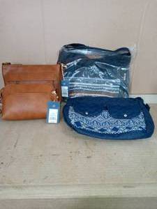 lot 41 image: Mixed lot of purses