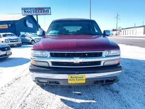 lot 4 image: 2004 Chevy Tahoe