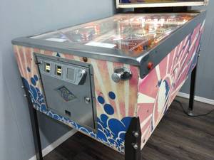 lot 11 image: Bally Future Spa Pinball Machine