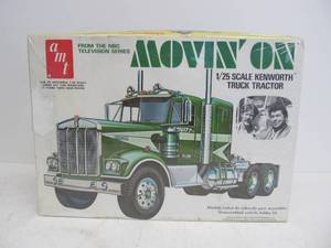 lot 27 image: Vintage AMT Movin On Kenworth Truck Tractor