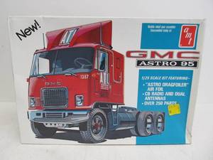 lot 33 image: Vintage AMT Semi Truck GMC Astro 95