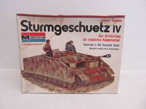 lot 84 image: Vintage Monogram Armor Series German Sturmgeschuetz IV Assault Tank