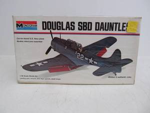 lot 107 image: Vintage Monogram Douglas SBD Dauntless