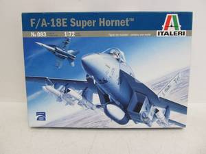 lot 128 image: Italeri FA-18E Super Hornet