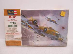 lot 135 image: Vintage Revell B-17 Flying Fortress