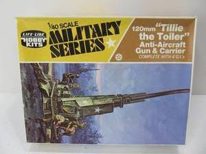 lot 174 image: Vintage Life-Like Military Series Tillie The Toiler Anti-Aircraft Gun & Carrier