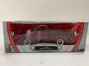 lot 180 image: Road Signature Diecast Metal 1950 GMC Pickup