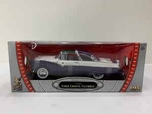 lot 182 image: Road Signature Diecast Metal 1955 Ford Crown Victoria